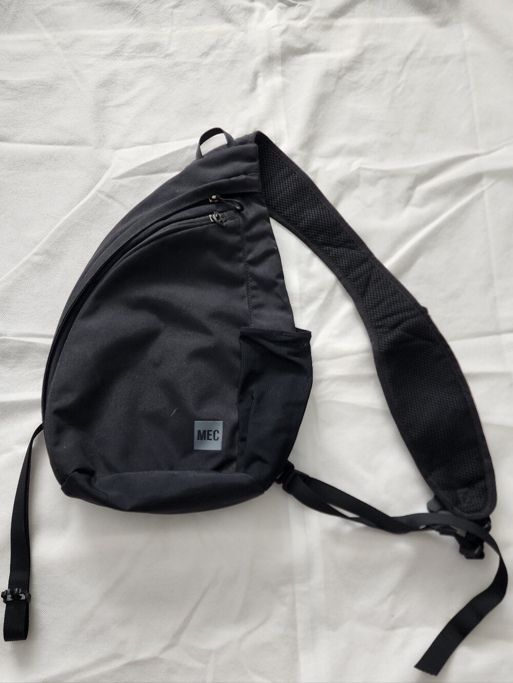 MEC Black Sling Pack - Single Strap Crossbody Bag